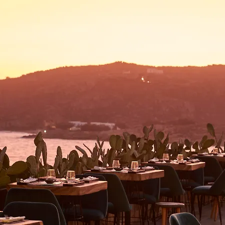 Myconian Imperial - Leading Hotels Of The World-3